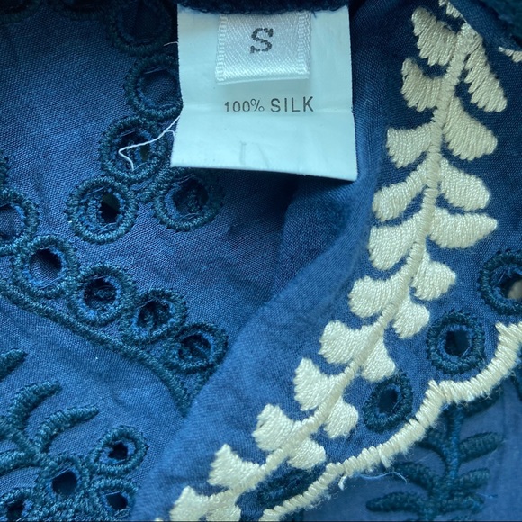 Designer 🇮🇹 100% Silk Top - Picture 4 of 6